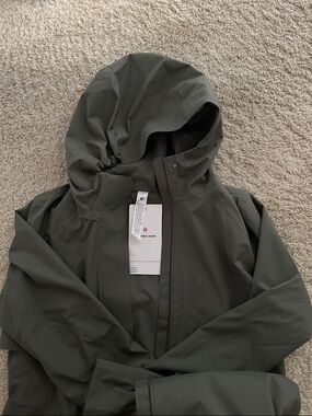 lululemon athletica Olive Hooded Rain Trench